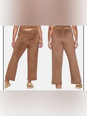 SKIMS Velour Wide Leg Pants